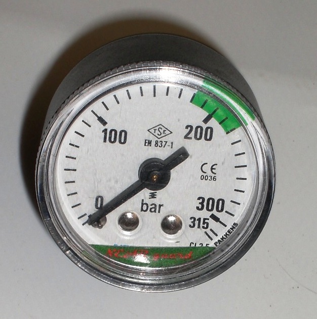 MANOMETRE / MANOMETER